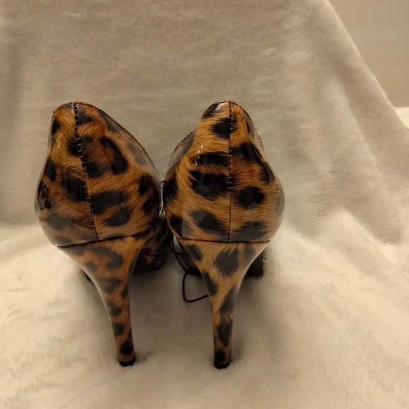 Worthington 4" platform leopard print heels size 7 - Picture 4 of 9